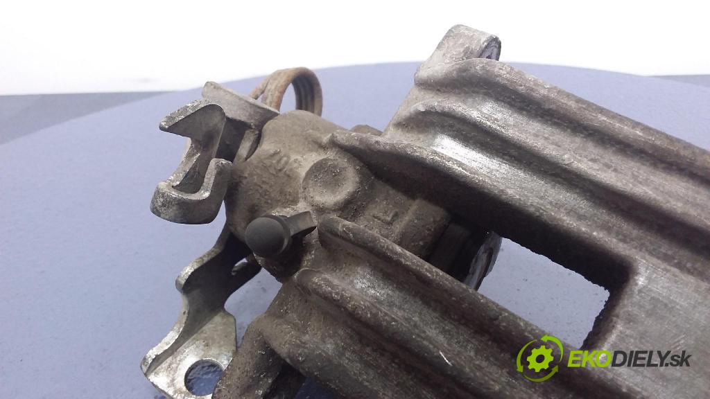 Audi A6 1998 brzdič brzdový zad Vľavo: 01