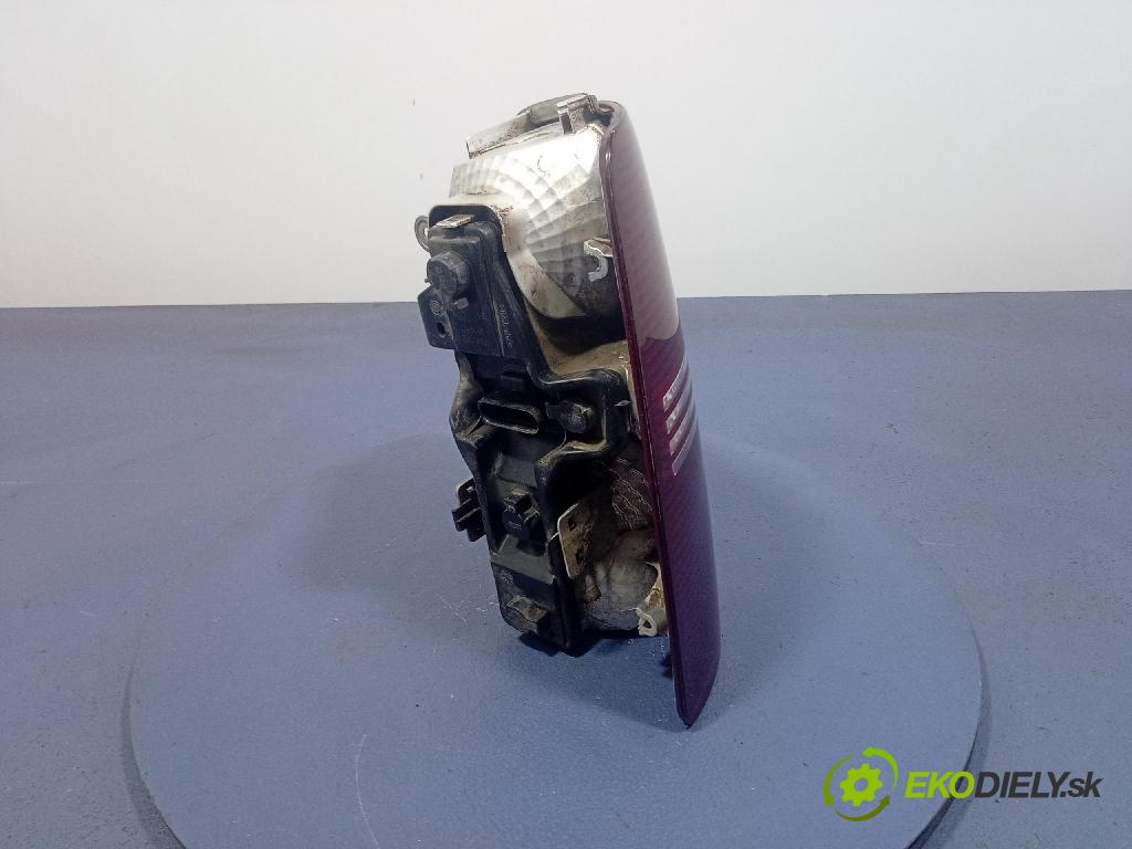 Vw Touran 2007 svetlo / reflektor zad ľavá Vonkajsia: 11-B672B