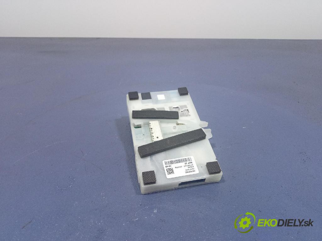 Bmw I5 m60 xdrive 2023 riadiaca jednotka 5B32154