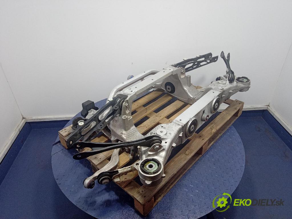 Bmw I5 m60 xdrive 2023 výstuha Pozastavenia: zad 9504302