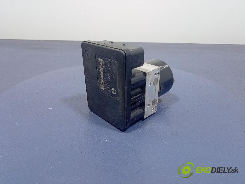 Vw Touran 2007 čerpadlo ABS x 1K0614517AE
