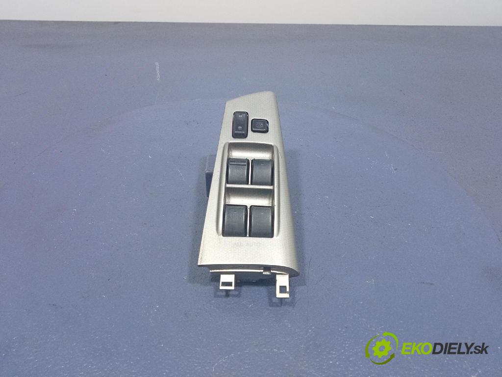 Toyota Corolla 2002 prepínač Okná: 84820-02100