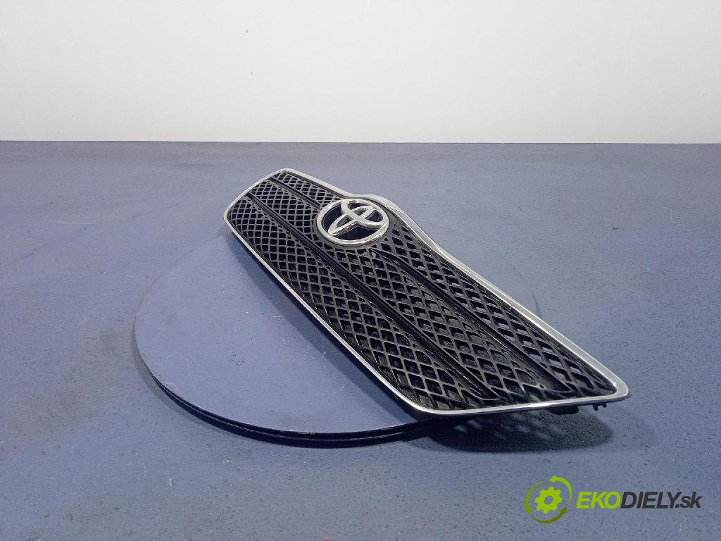 Toyota Corolla 2002 miežka / Gril: 53114-02010