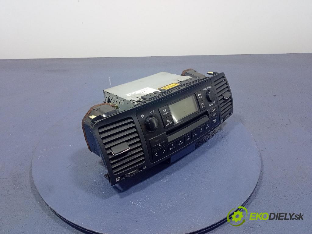 Toyota Corolla 2002 Radio I Navigácia: 86120-02260