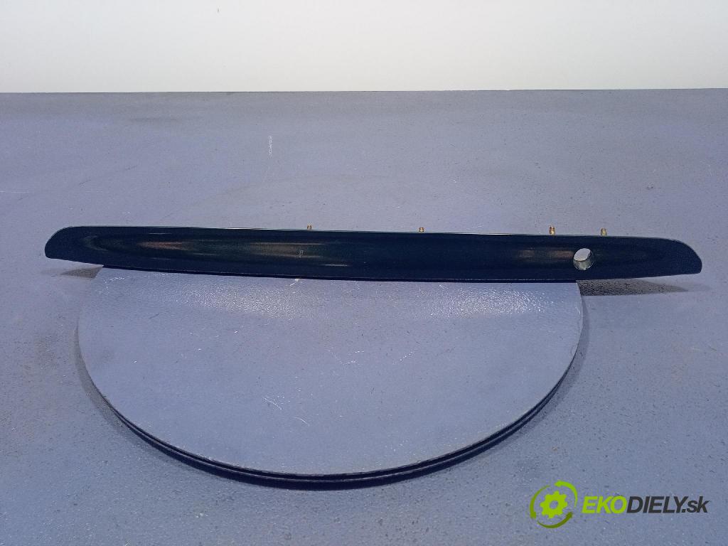 Toyota Corolla 2002 lišta Dekoratívne: 76801-02100
