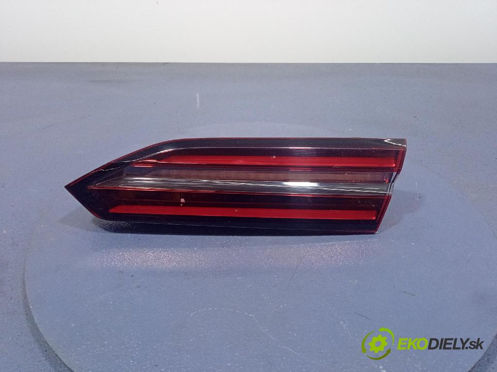 Bmw I5 m60 xdrive 2023 svetlo / reflektor zad Prava: Vnútri: 8086056