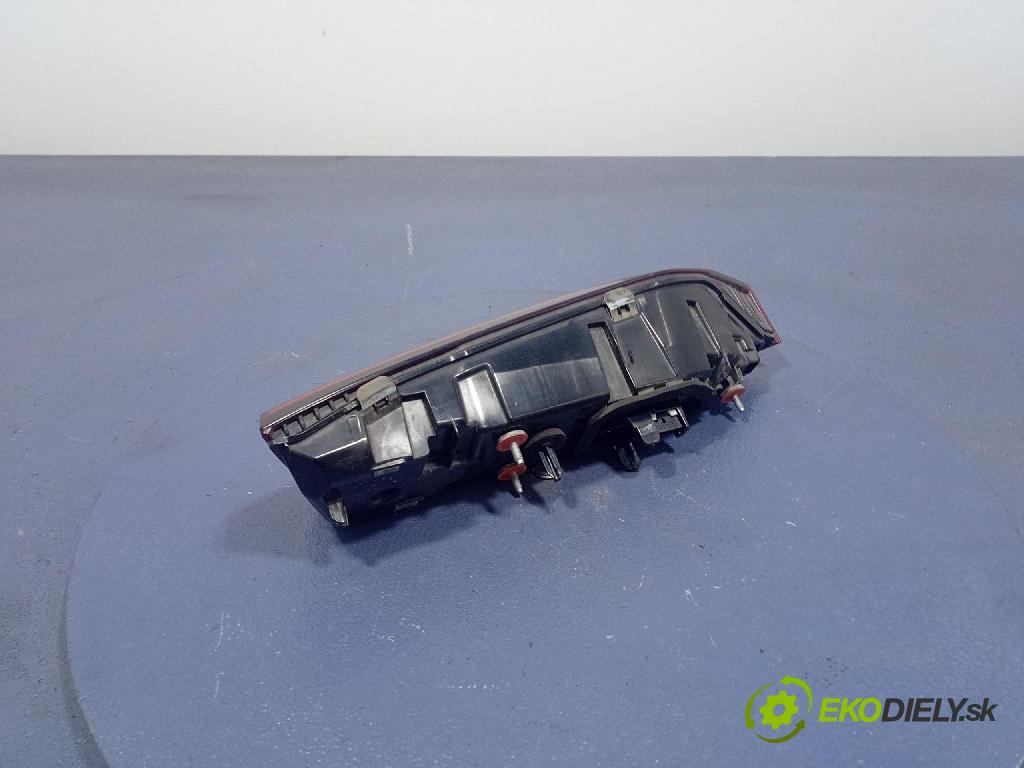 Bmw I5 m60 xdrive 2023 svetlo / reflektor zad Prava: Vnútri: 8086056