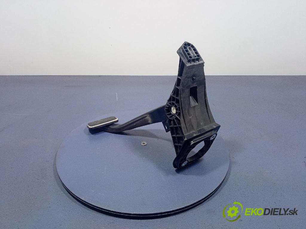 Bmw I5 m60 xdrive 2023 pedále 6896514