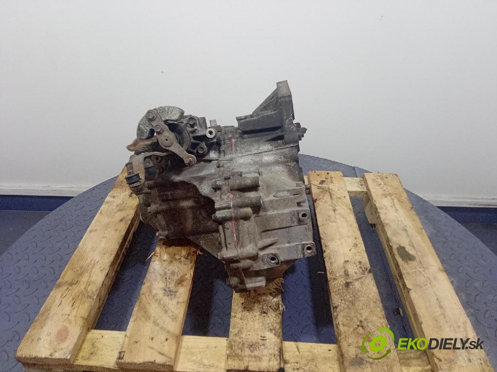 Toyota Corolla 2002 prevodovka Manualna