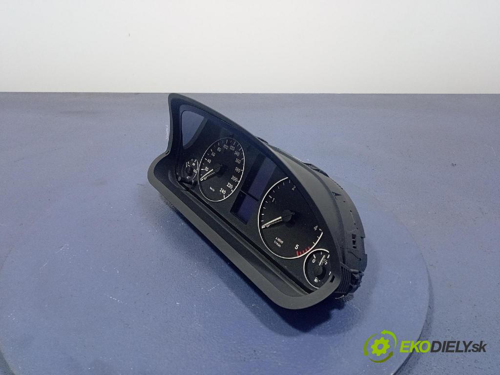 Mercedes A-Klasa 2006 prístrojovka/ budíky 1031098100