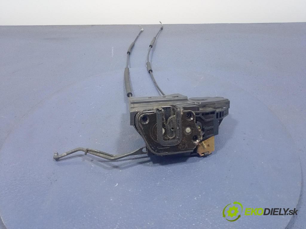 Hyundai Coupe 2004 zámok dvere Predné Vľavo: