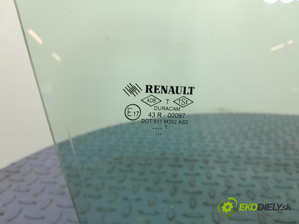 Renault Clio 2012 sklo dveře před Práva: