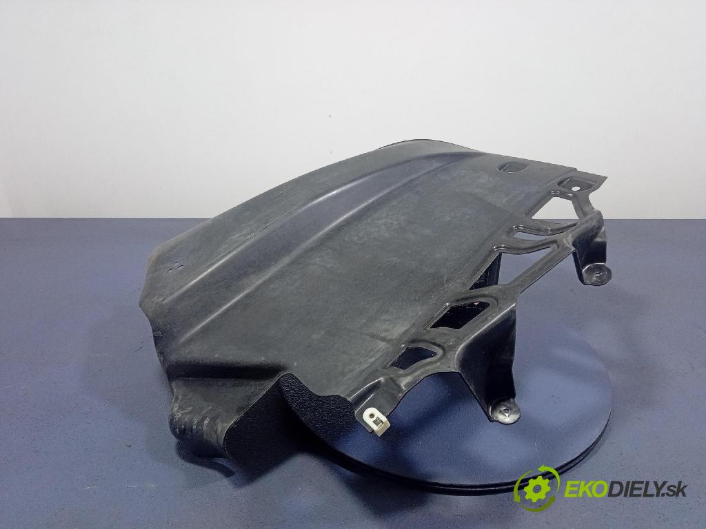 Bmw I5 m60 xdrive 2023 kryt Plast: podvozek: 9850637