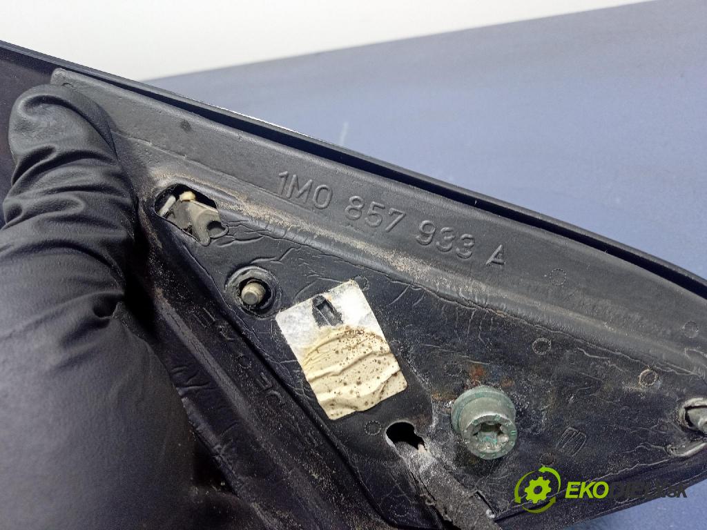 Seat Leon 2001 zrkadlo Vľavo: