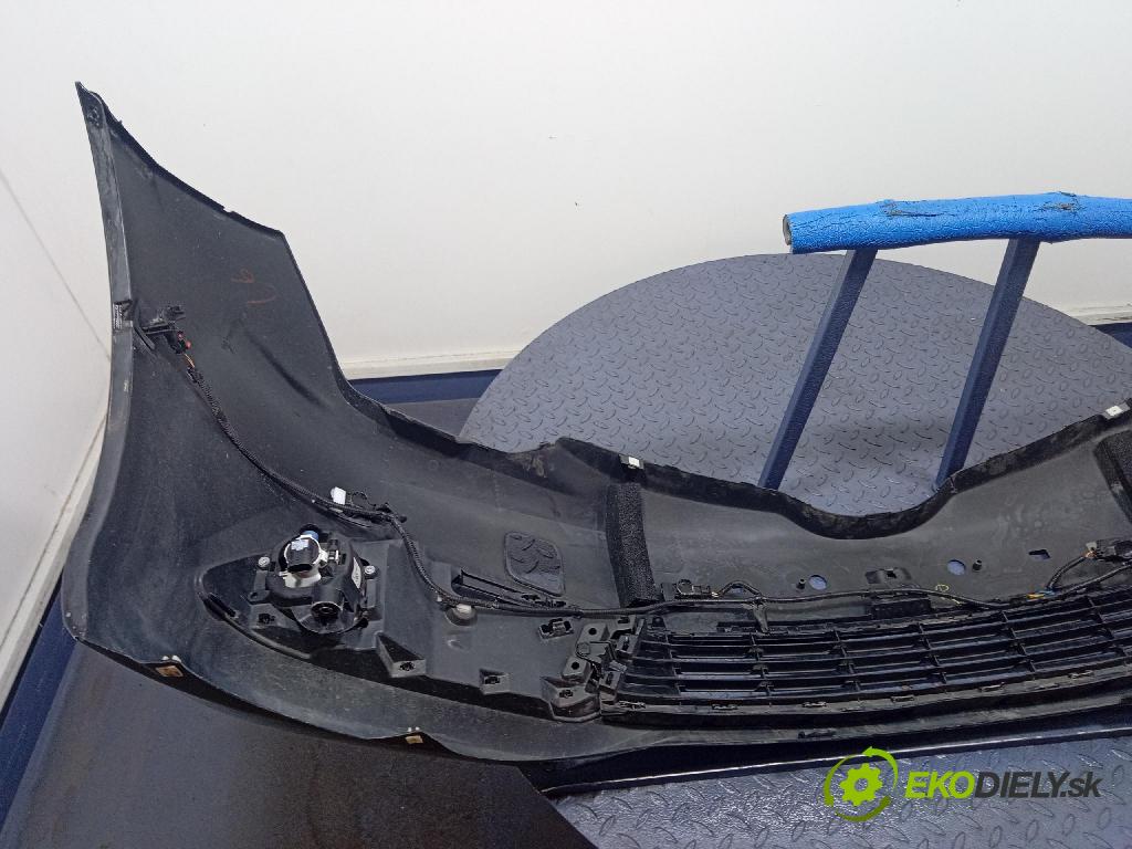 Toyota Auris 2018 nárazník Predné 5211902K40750