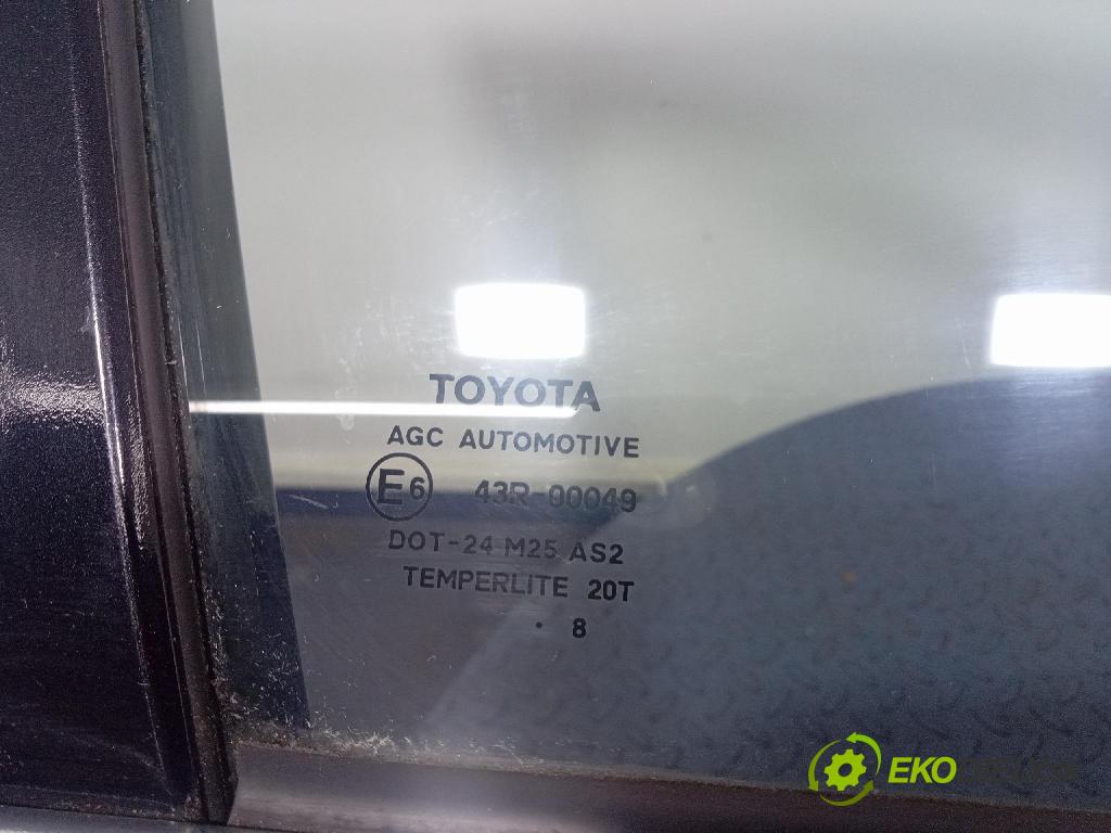 Toyota Auris 2018 dvere Predné pravé