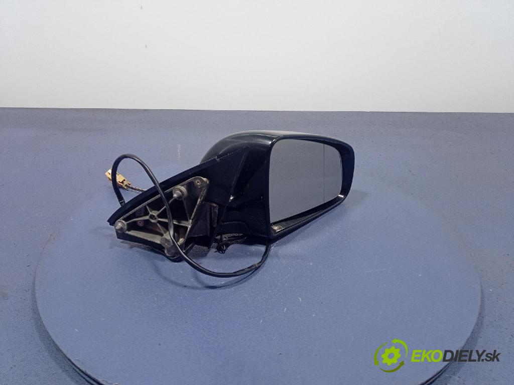 Audi A4 2005 zrkadlo pravé