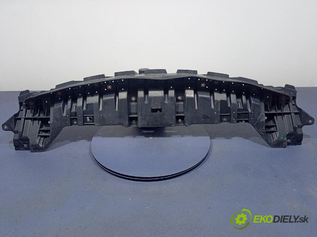 Toyota Auris 2018 kryt Plast: podvozek: 52618-02040