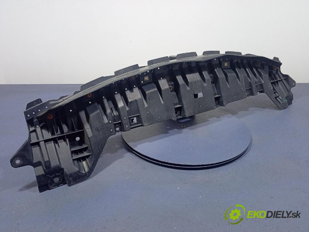 Toyota Auris 2018 kryt Plast: podvozek: 52618-02040