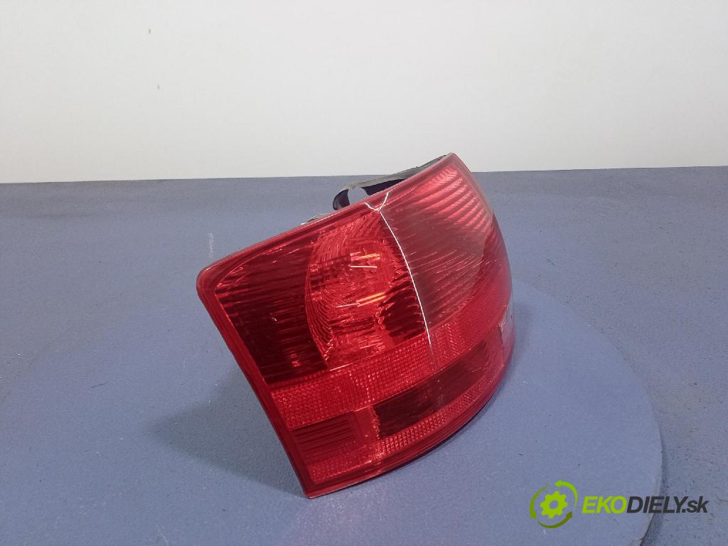 Audi A4 2005 svetlo / reflektor zad ľavá Vonkajsia: 11-B184