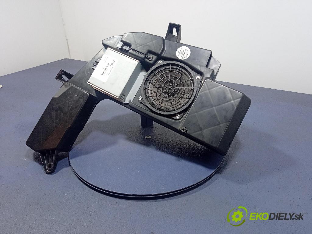 Audi A4 2005 Mluvčí: / Subwoofer: 8E9035382