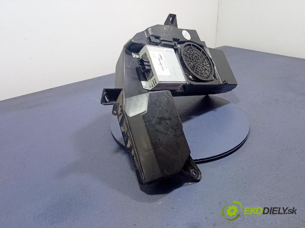 Audi A4 2005 Mluvčí: / Subwoofer: 8E9035382