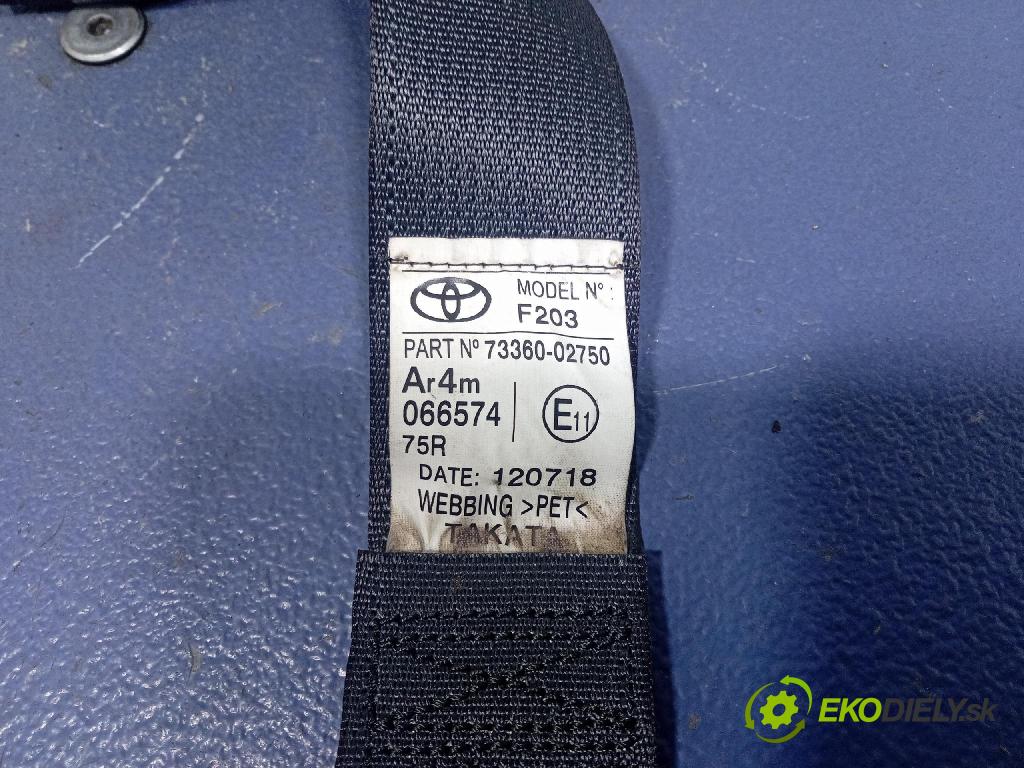 Toyota Auris 2018 Pásy: Bezpečnosť: x 73360-02750