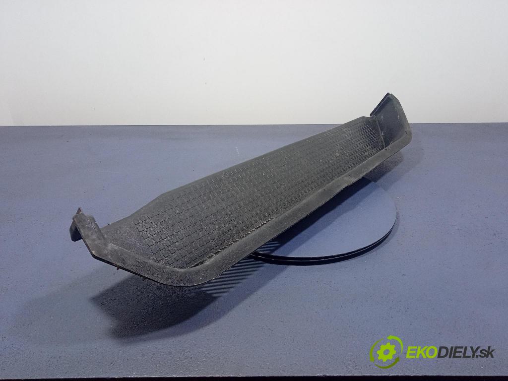 Vw Transporter 1991 kryt Plast: Interiéry: 701863726