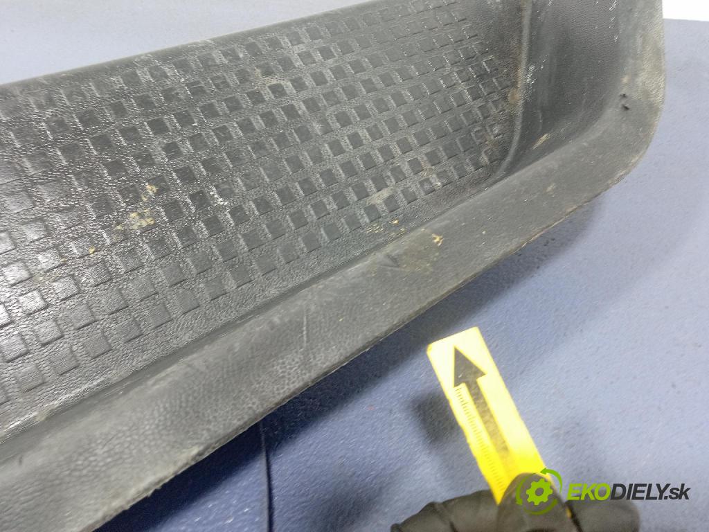 Vw Transporter 1991 kryt Plast: Interiéry: 701863726