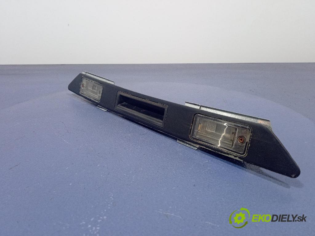 Audi A4 2005 rukoväť Klapky: Zadná: 8P4827574
