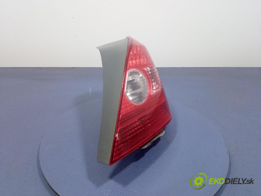 Honda Civic 2001 svetlo / reflektor zad Prava: Vonkajsia: 890228