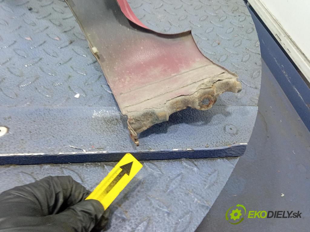 Honda Civic 2001 blatník Predné v pravo: 