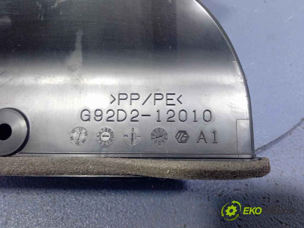 Toyota Auris 2018 ventilátor Vzduch: 016070-2061