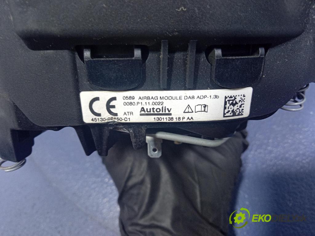 Toyota Auris 2018 volant 