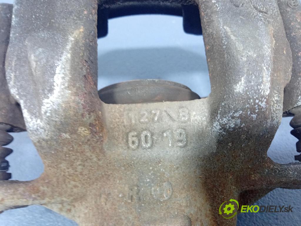 Toyota Auris 2018 brzdič brzdový Predné v pravo: 701444