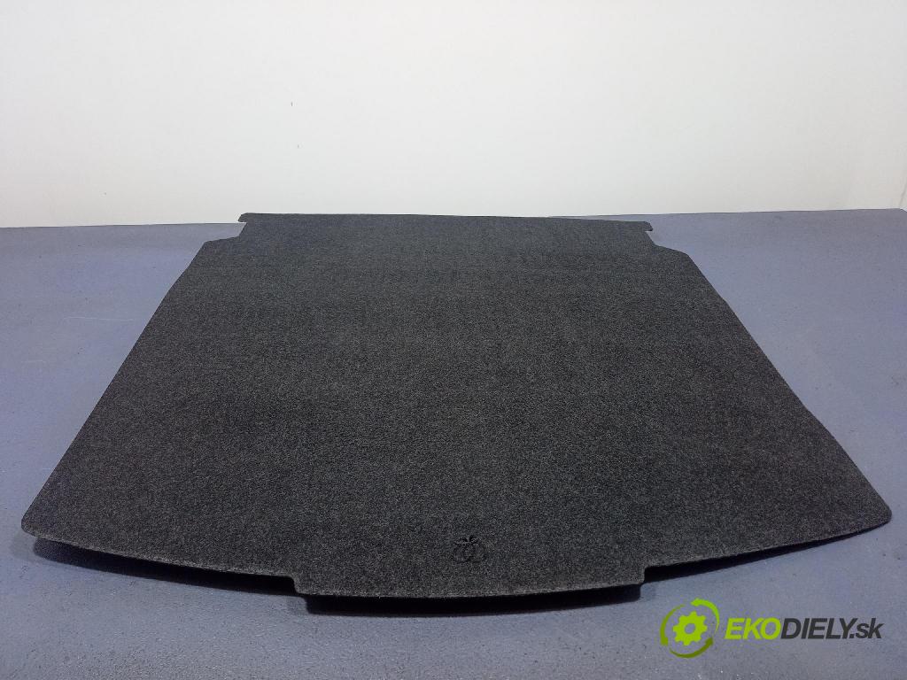Toyota Auris 2018 koberec do auta 58570-02240