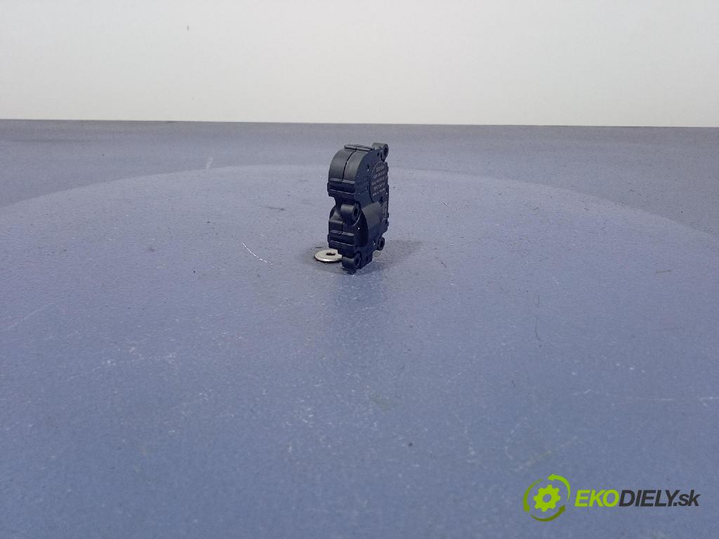Bmw I5 m60 xdrive 2023 motor: Ohrievač: 113930-2261