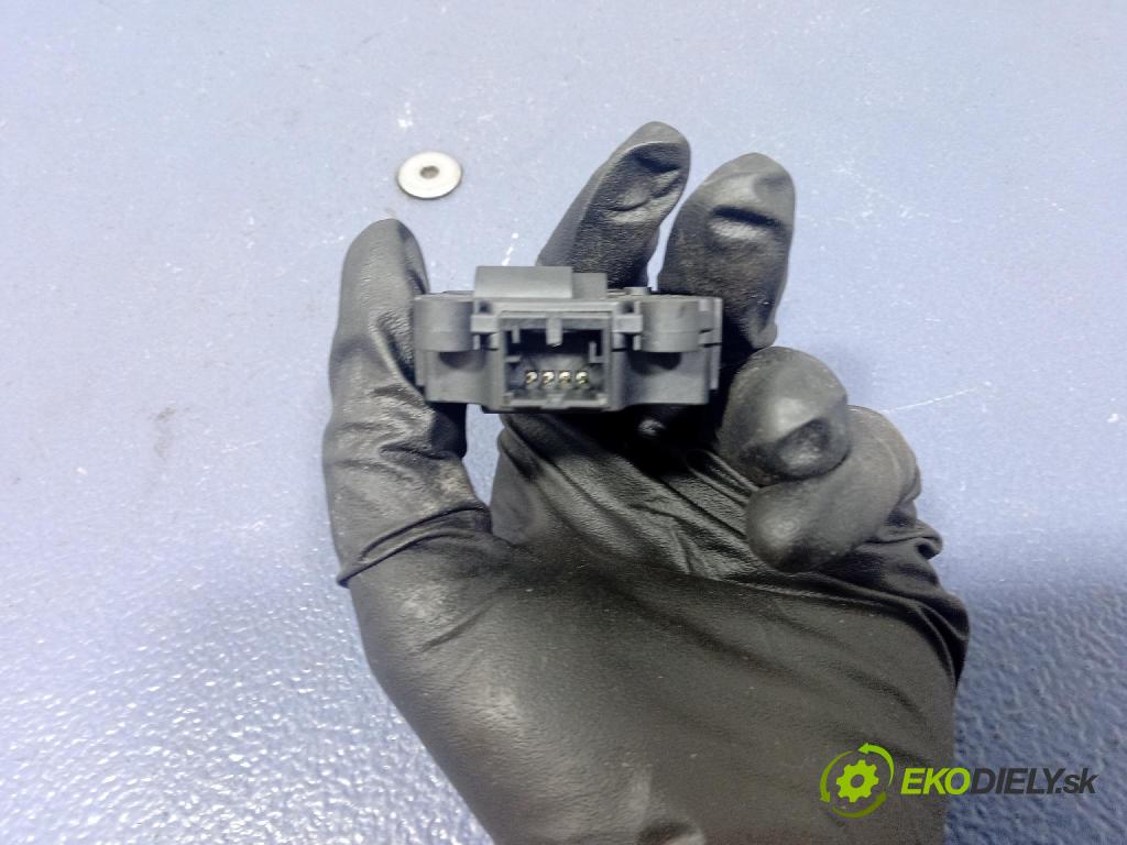 Bmw I5 m60 xdrive 2023 motor: Ohrievač: 113930-2261