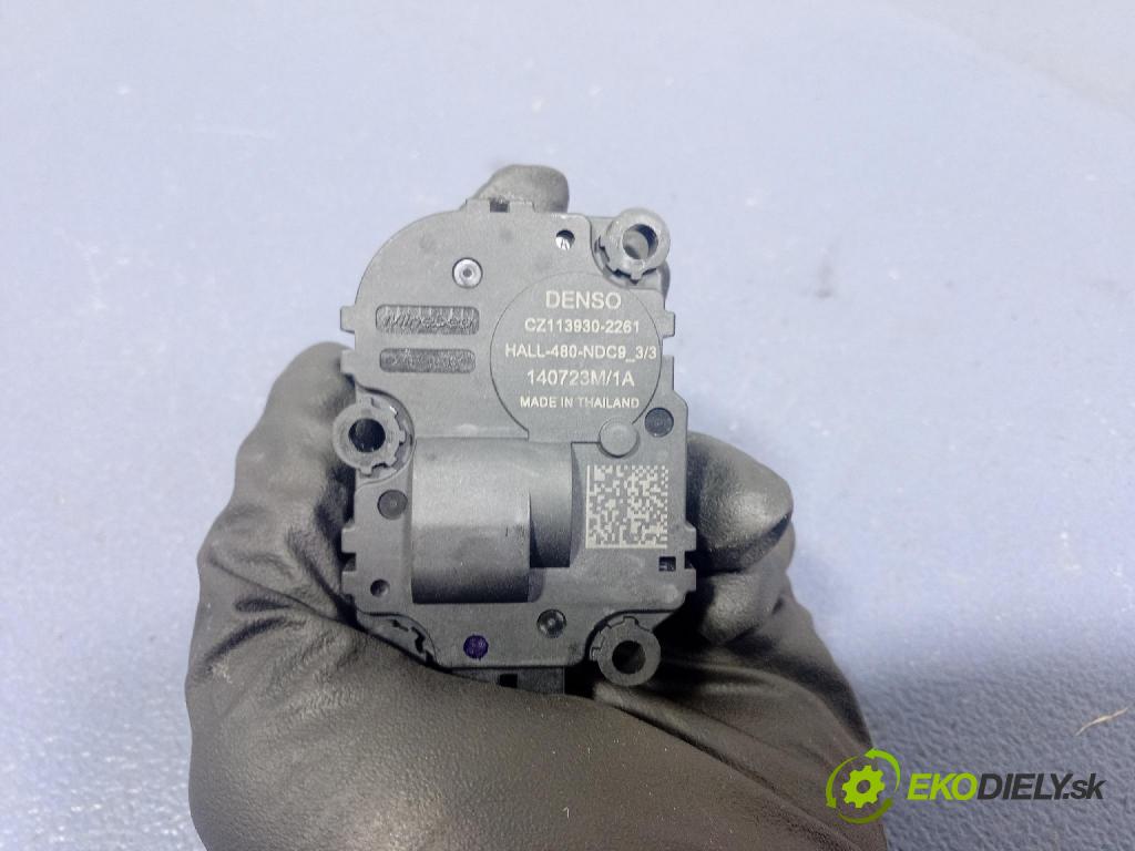 Bmw I5 m60 xdrive 2023 motor: Ohrievač: 113930-2261