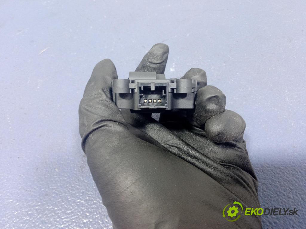 Bmw I5 m60 xdrive 2023 motor: Ohrievač: 113930-2261