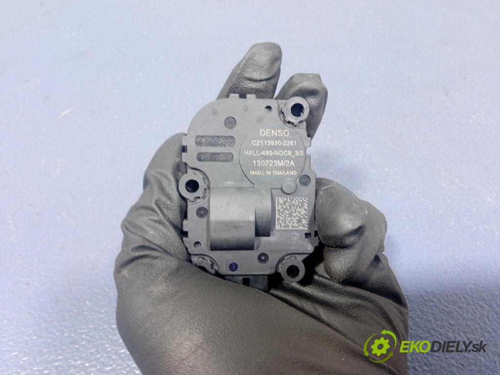 Bmw I5 m60 xdrive 2023 motor: Ohrievač: 113930-2261