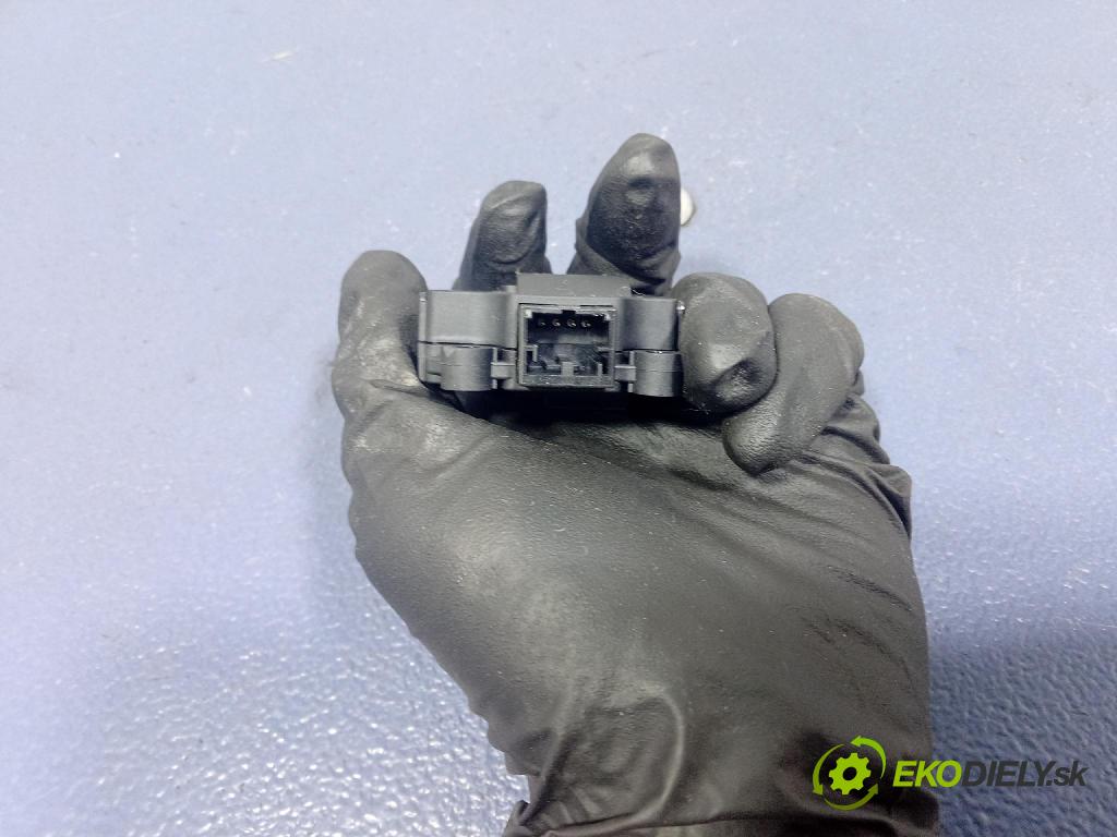 Bmw I5 m60 xdrive 2023 motor: Ohrievač: 113930-2261
