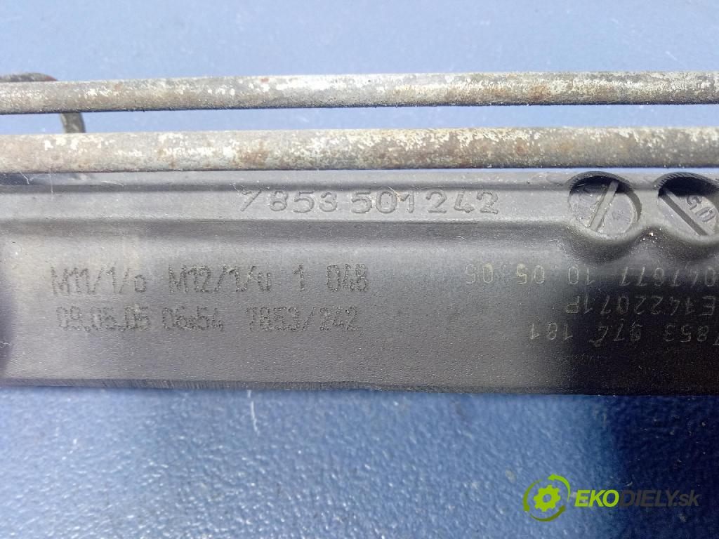Audi A4 2005 Ozubené kolo: volant 8E1422071P