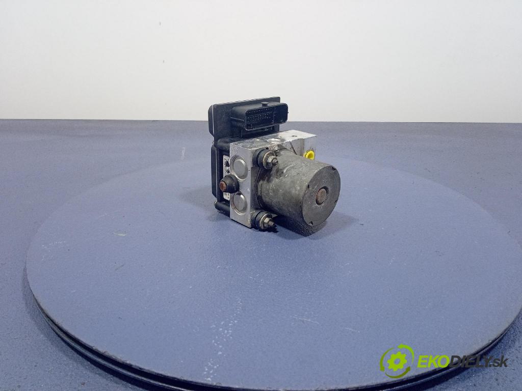 Audi A4 2005 čerpadlo ABS x 8E0614517AT