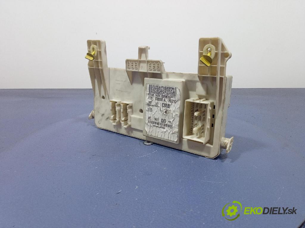 Ford C-max 2004 skrinka Poistky: 3M5T-14A073-DG