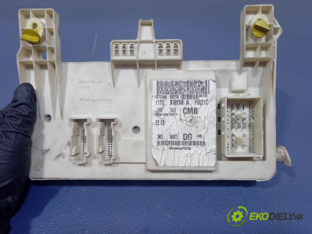 Ford C-max 2004 skrinka Poistky: 3M5T-14A073-DG