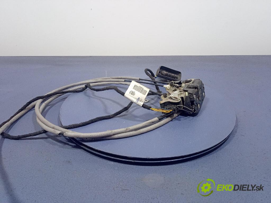 Mercedes Vito 2005 zámok dvere zad v pravo: 456208004003