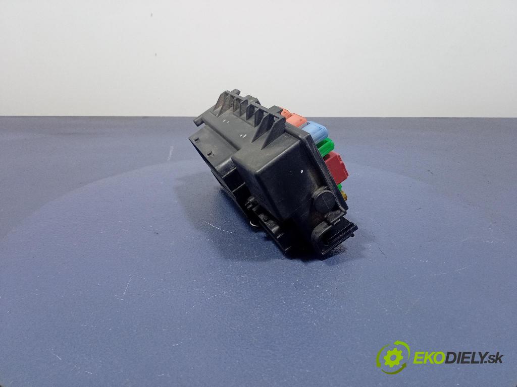 Fiat Punto 2007 skrinka Poistky: 51737884