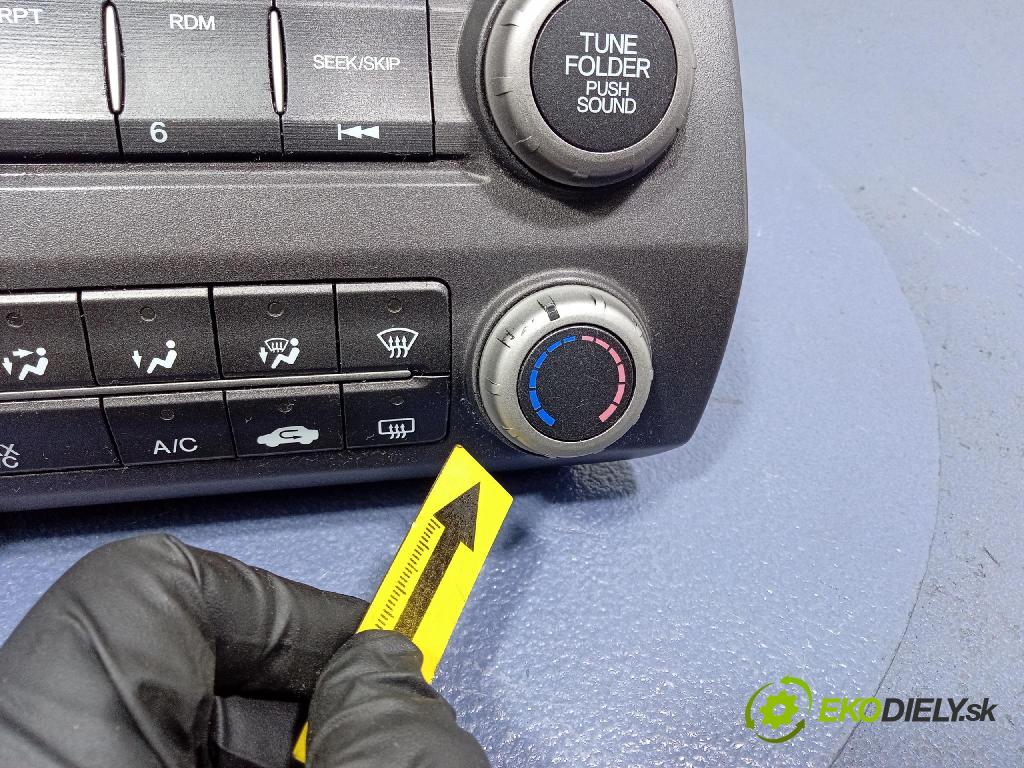 Honda Civic 2007 Radio I Navigácia: 39101-SNA-A020