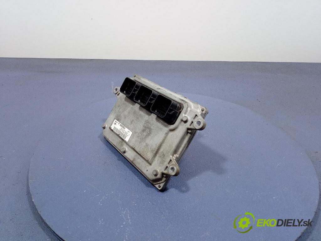 Honda Civic 2007 riadiaca jednotka Motor: 37820-RNA-A64